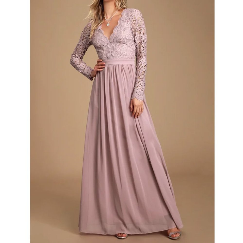 NWT Lulu's Awaken My Love Dusty Lavender Long Sleeve Lace Maxi Dress Size M